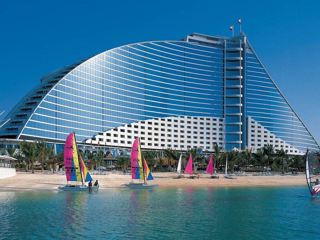 Jumeirah Beach Hotel | © Jumeirah