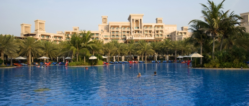 Jumeirah Al Qasr Pool