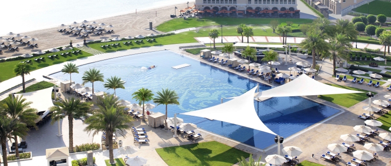 The Ritz Carlton Abu Dhabi Grand Canal Pool